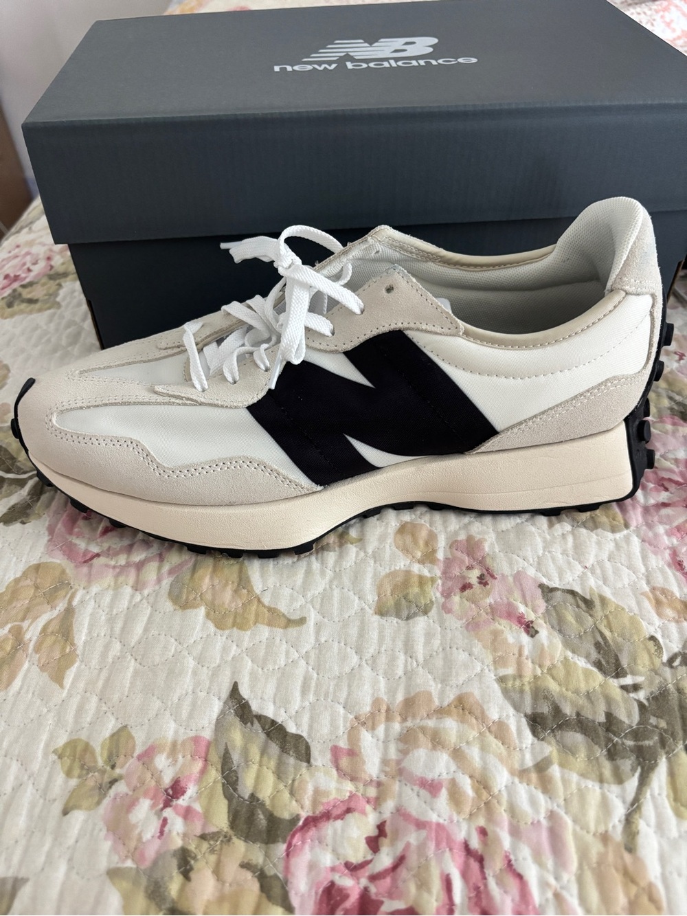 New Balance Cream & Black Retro Runner Sneakers